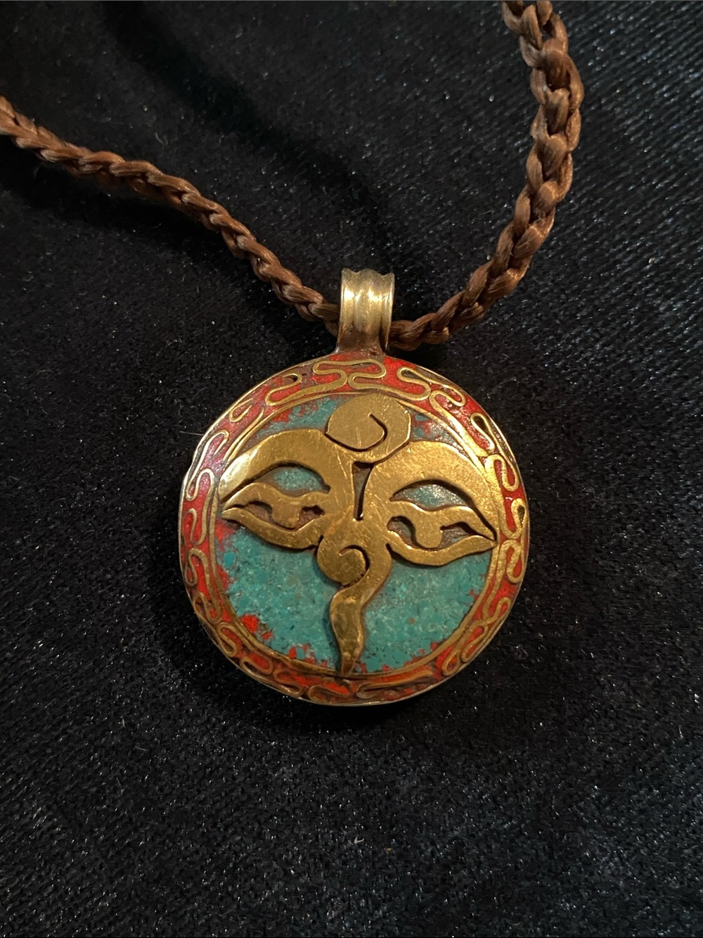 Tibetan buddhas eye pendant necklace